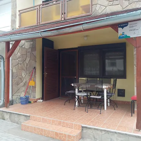 Case de vacanță A Whole House With A Garden In Fonyd For 2-10 Persons